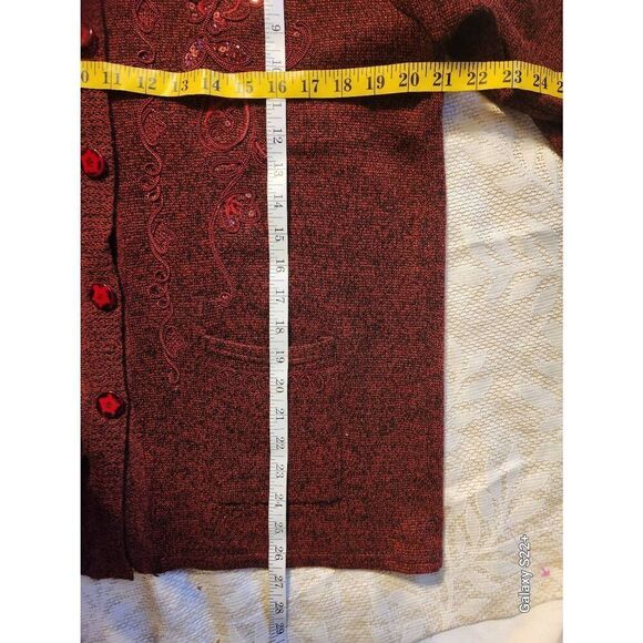 C53 TC Fashion red sweater cardigan floral ribbon & sequin design flower buttons - Picture 10 of 10